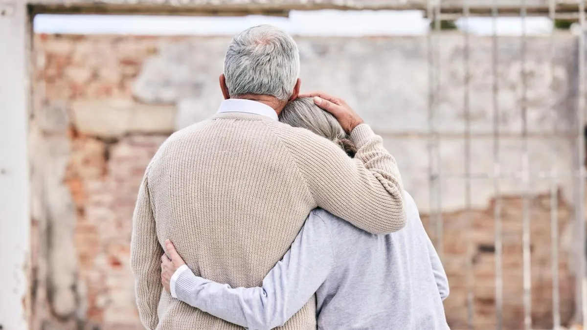 
                                                          ¿Tienes más de 65 años y quieres vender tu piso? La estrategia legal para no pagar ni un euro de IRPF
                                                      