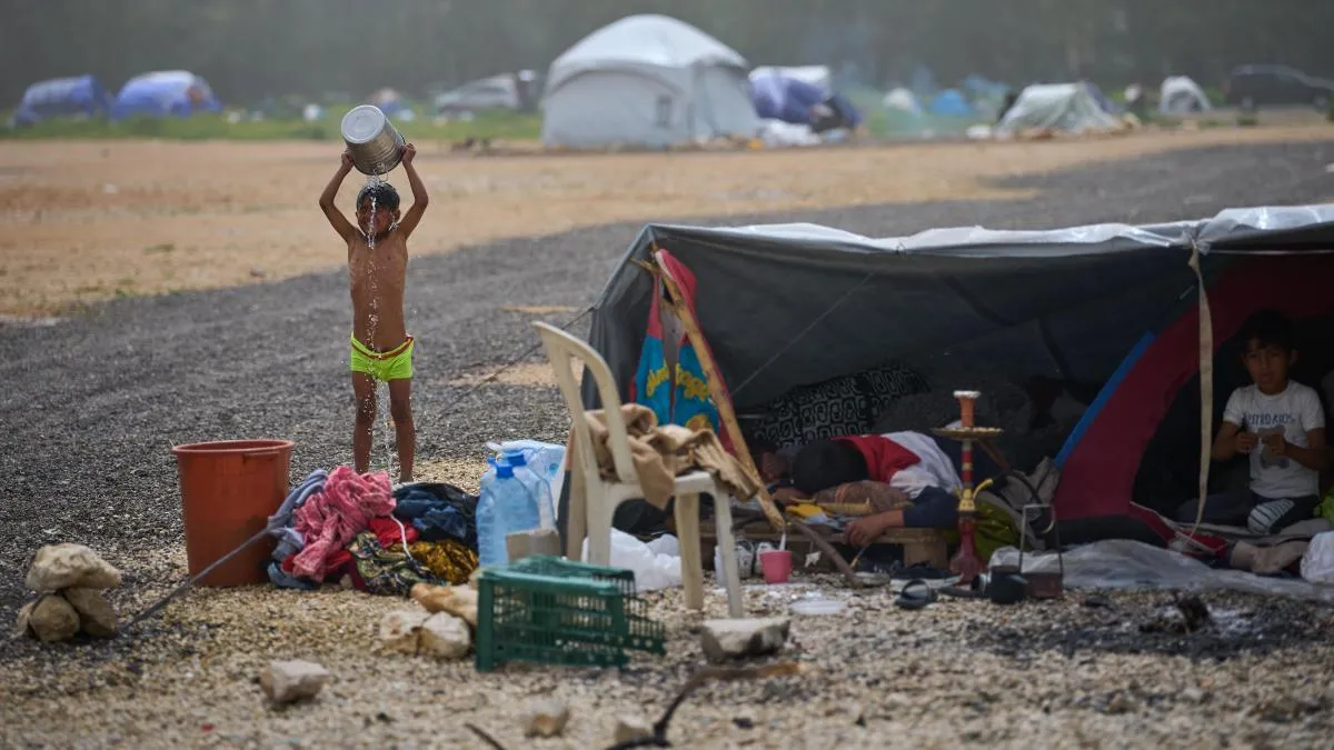 
                                                                         Israel demolerá viviendas en las aldeas del sur del Líbano
                                                                     