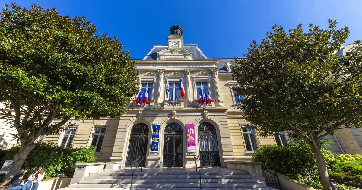 Soupçons de fraudes aux procurations lors des élections municipales : la mairie de Clichy perquisitionnée