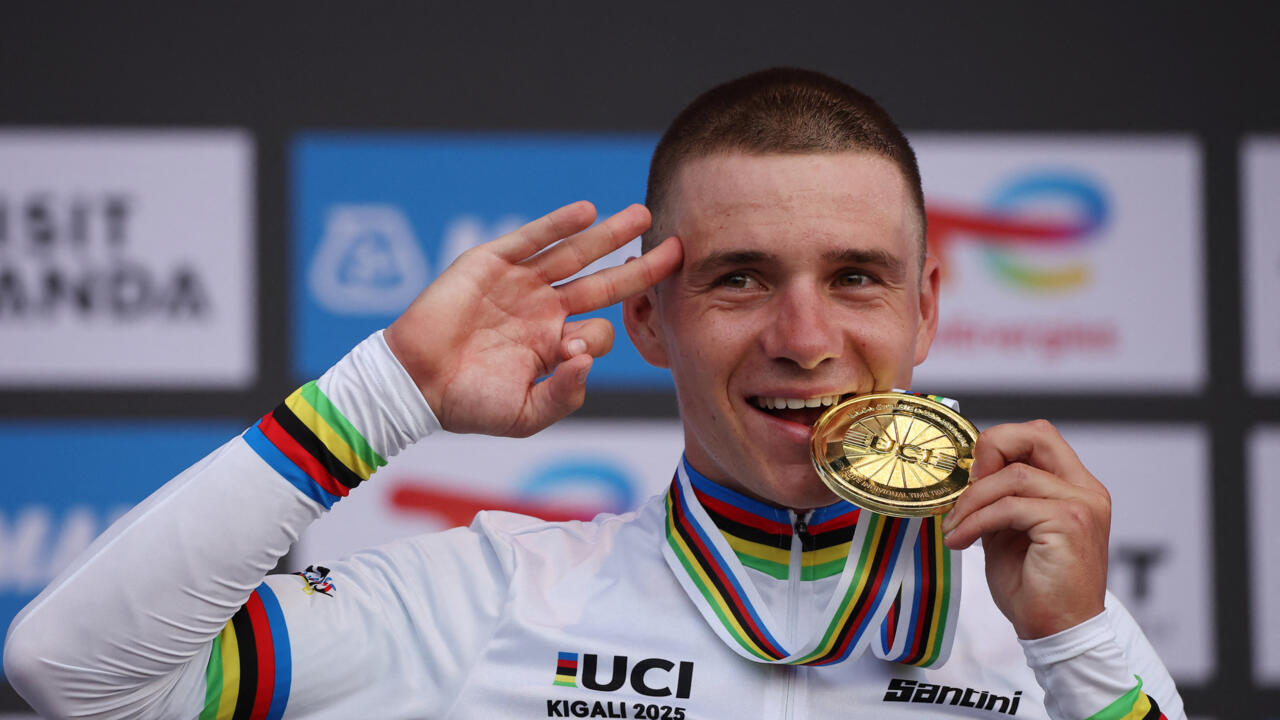 Tour des Flandres: Tadej Pogacar et Mathieu van der Poel en favoris, Remco Evenepoel en invité surprise