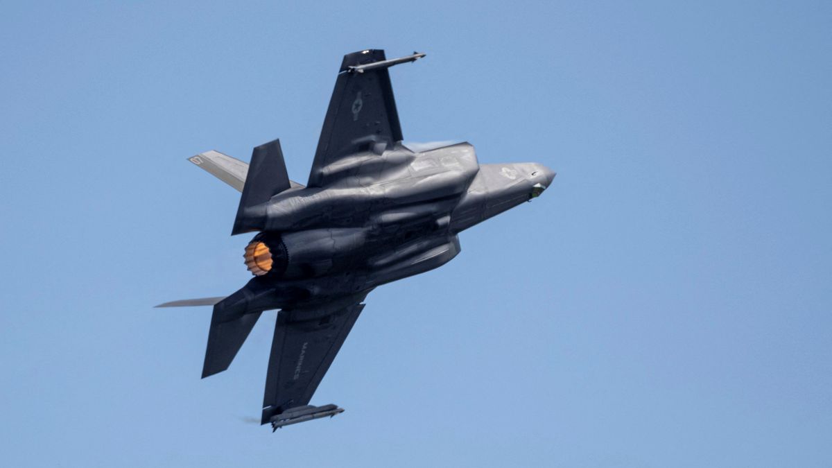 Iran-Krieg: US-Kampfjet abgeschossen – Suche nach Besatzung