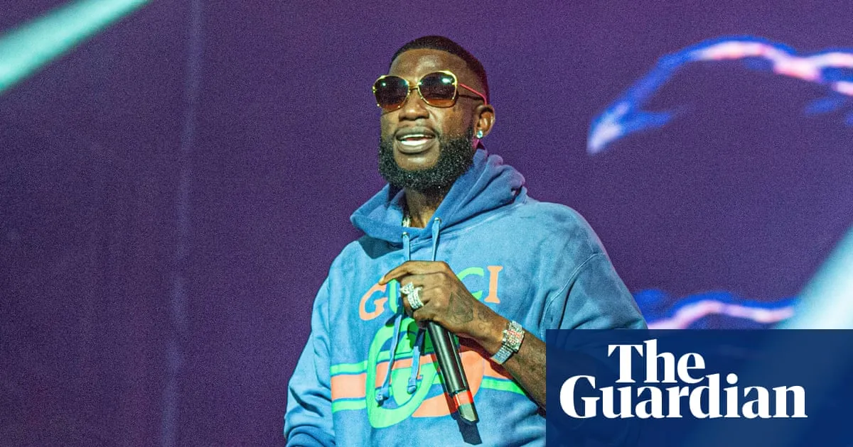 Gucci Mane apparently robbed at gunpoint by rapper and seven others