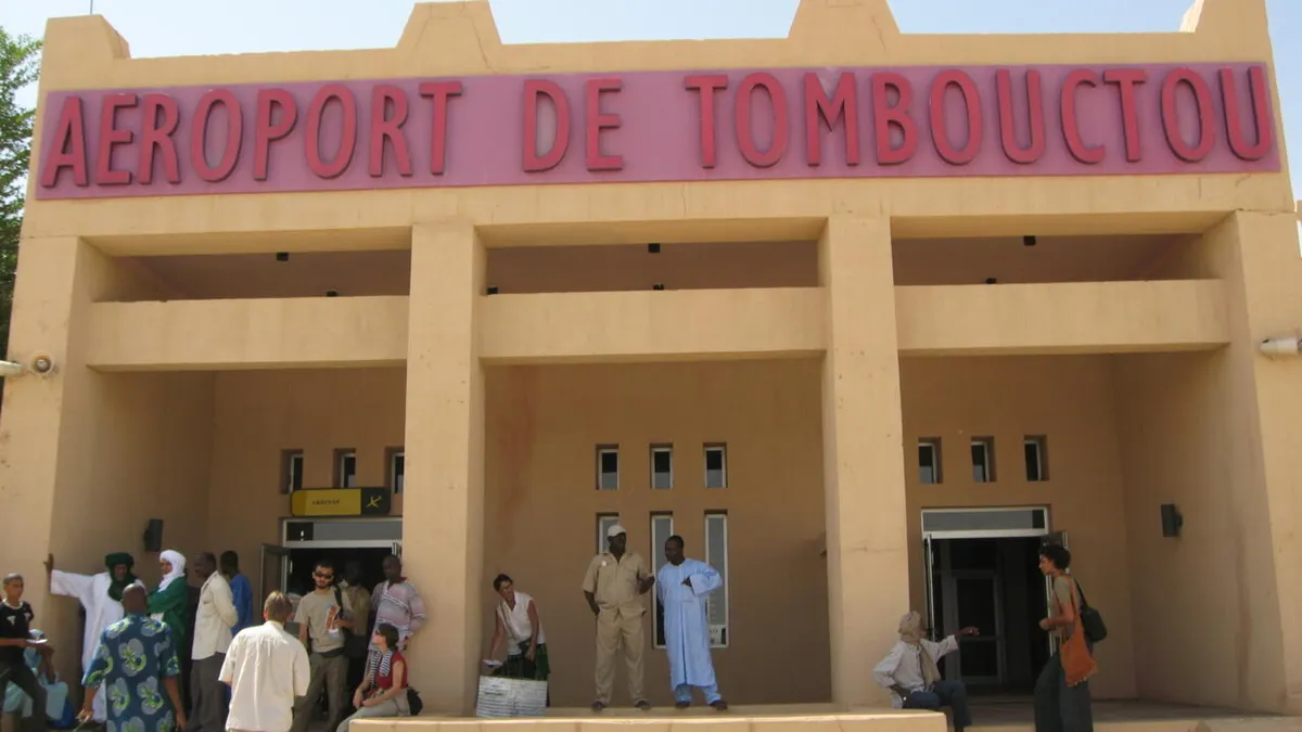 Mali: les autorités suspendent des vols humanitaires et commerciaux dans les régions du Nord