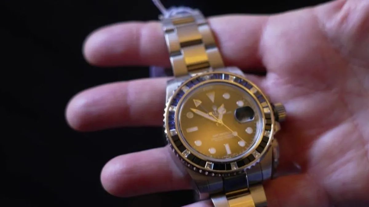 Les objets de luxe saisis trouvent une seconde vie aux enchères