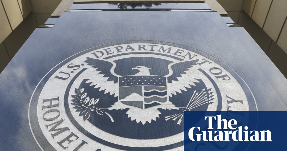 Trump issues order declaring all DHS staff get paid amid partial shutdown