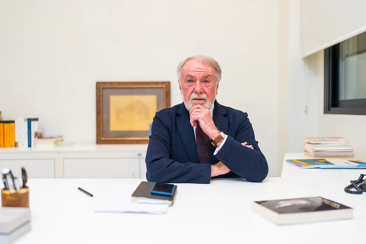 Jaime Mayor Oreja: "El PP y Vox actúan como si no entendieran lo que vive España"