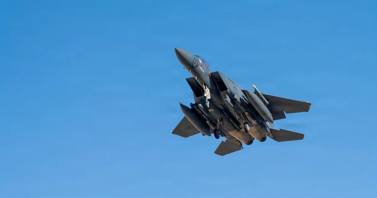 EN DIRECT - Guerre au Moyen-Orient : course contre la montre entre l’Iran et les États-Unis pour retrouver un pilote disparu