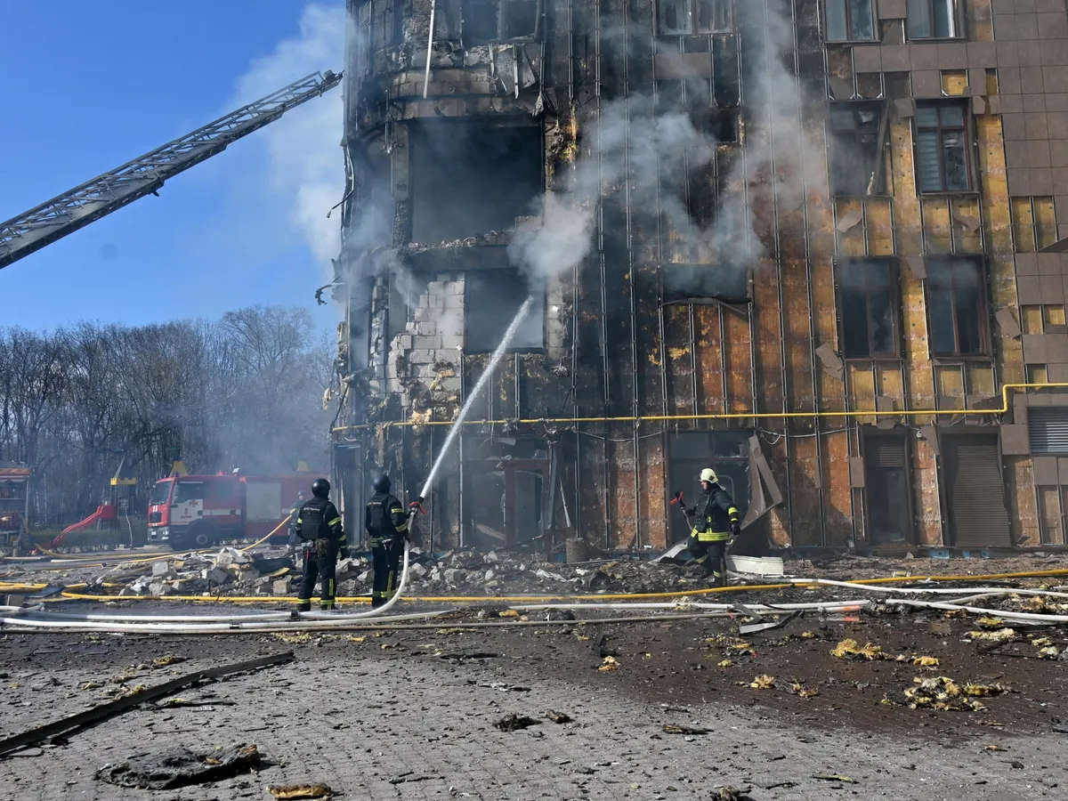 At least four people killed in Russian attacks on Ukraine