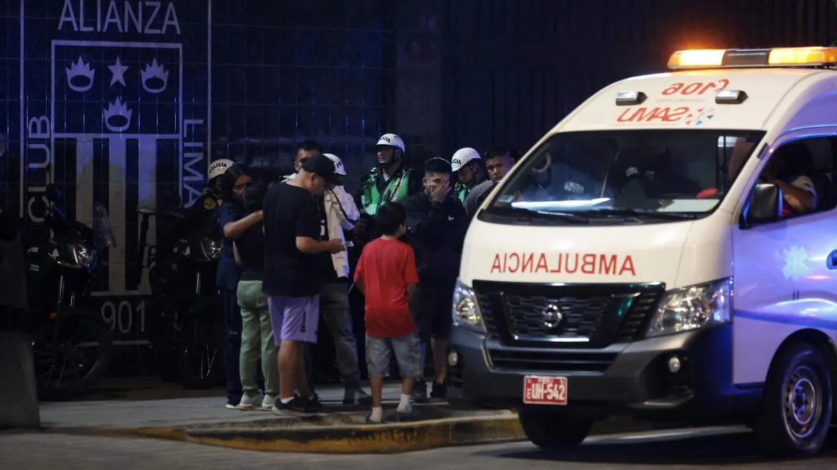 
                                                            Al menos un muerto y 47 heridos durante un encuentro de hinchas en estadio del Alianza Lima de Perú
                                                        