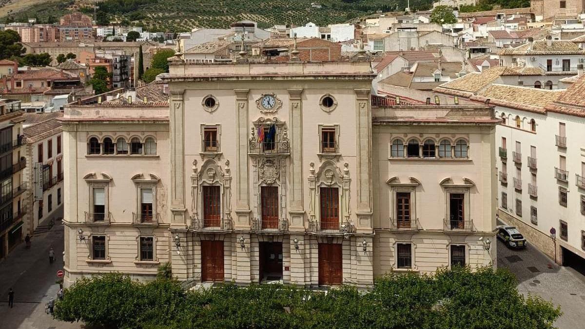 
                                                                              Todas las diputaciones y capitales de provincia andaluzas logran aprobar sus presupuestos por primera vez desde 2014
                                                                          