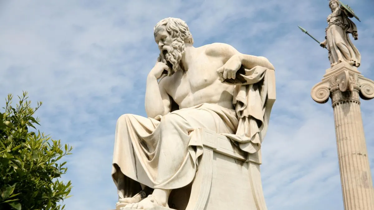 
                                                                                                                                             La humanización de las ciencias con Sócrates
                                                                                                                                         