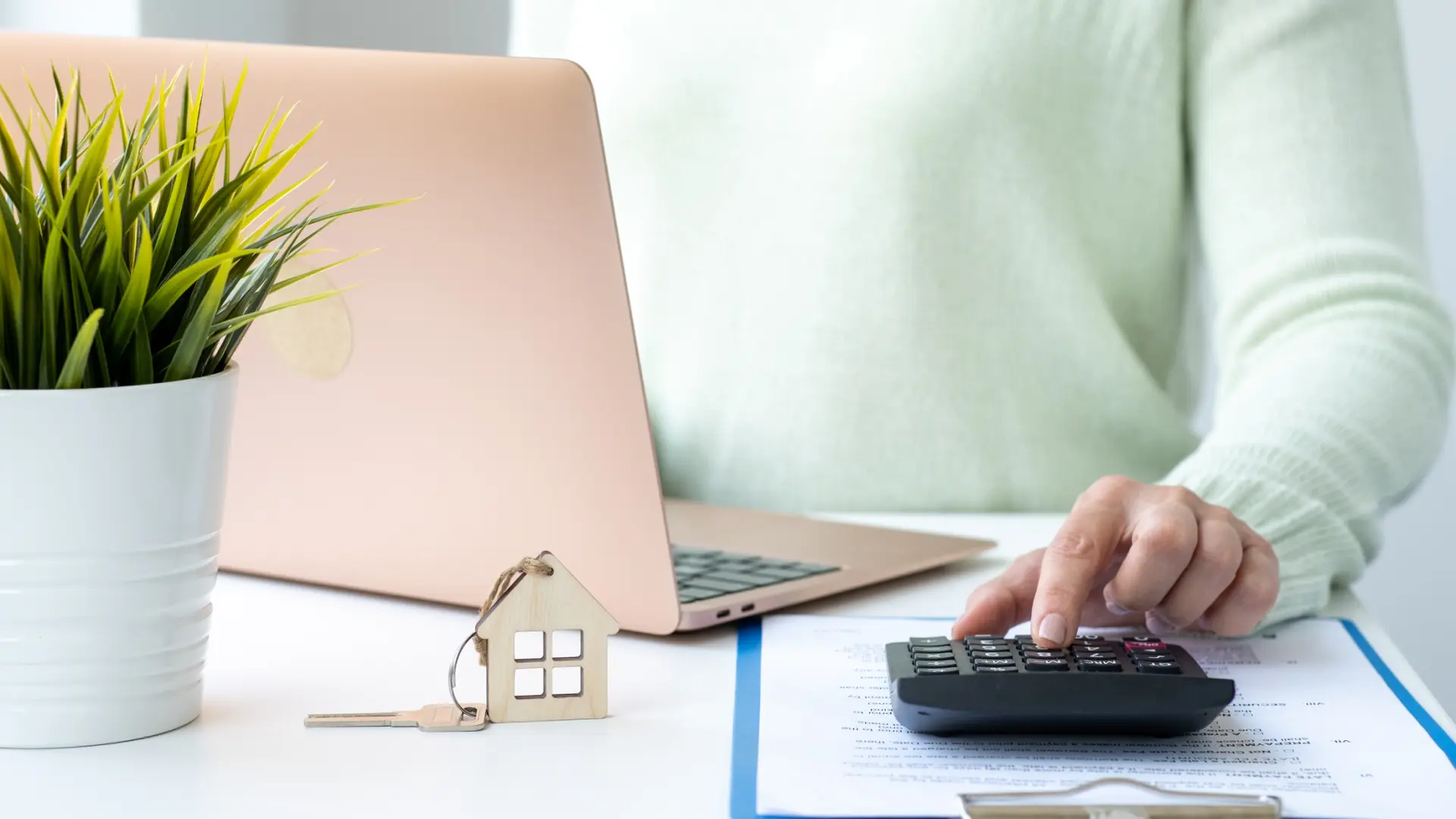 
         ¿Cómo se modifica el domicilio fiscal para presentar el borrador de la Renta 2025-2026? 
    