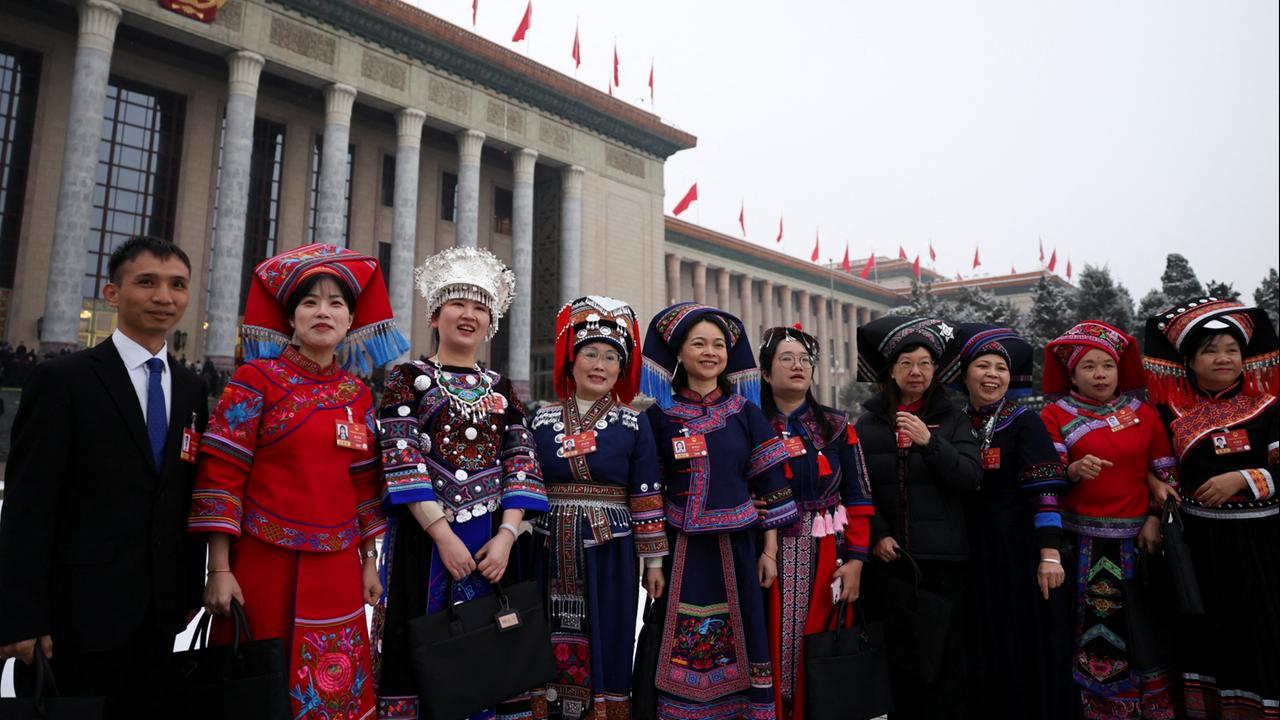 Assimilation in China: Wie Peking "ethnische Einheit" vorantreibt 