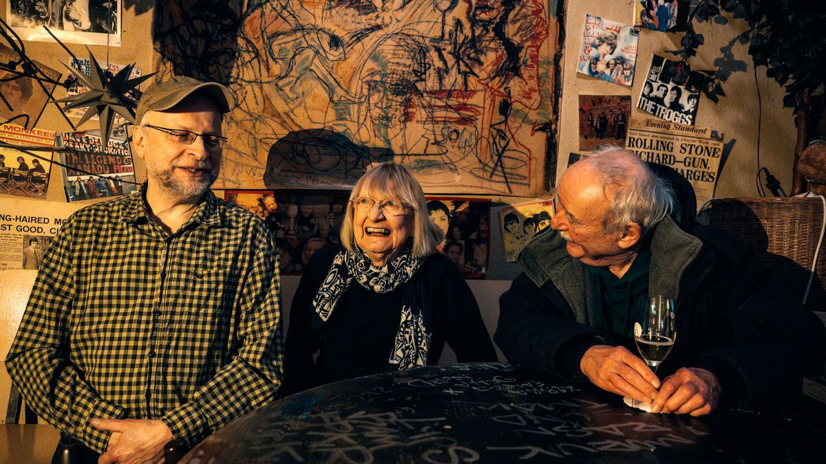 Kneipensterben in Deutschland: Zu Dir oder zum Bier?