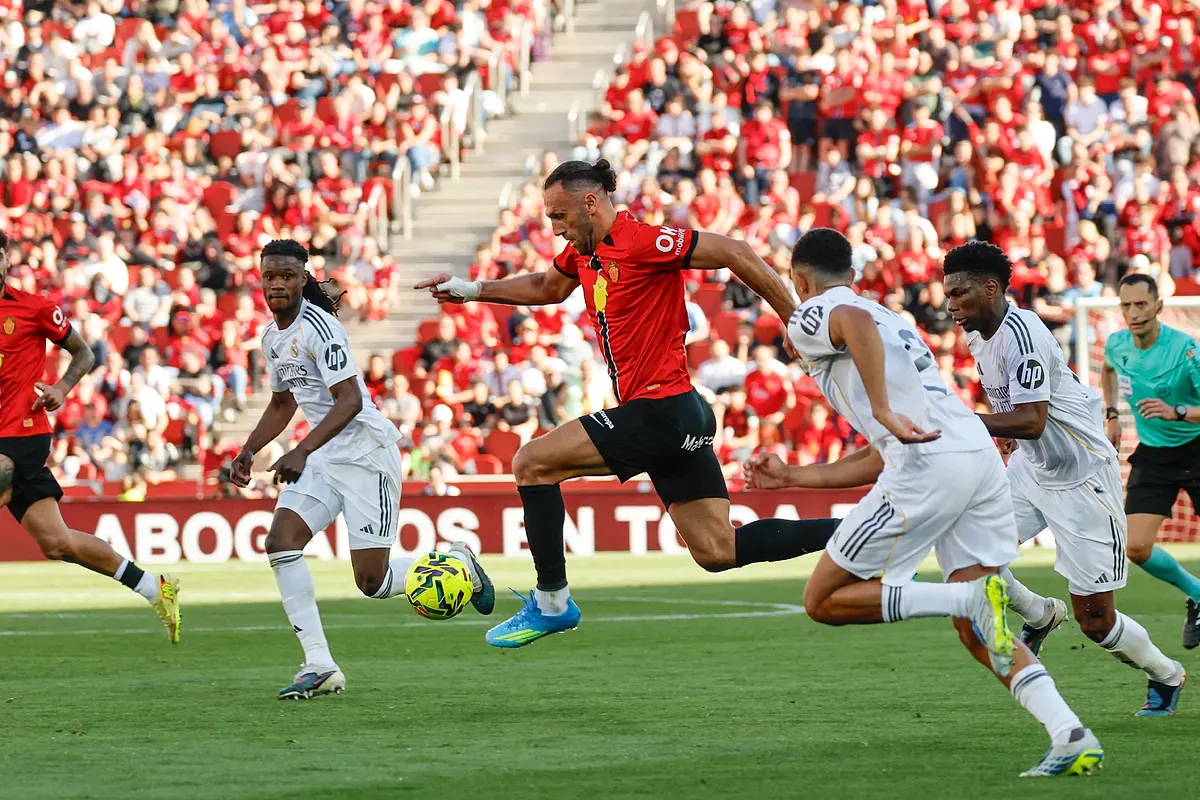 Muriqi noquea al Madrid en la pelea por la Liga