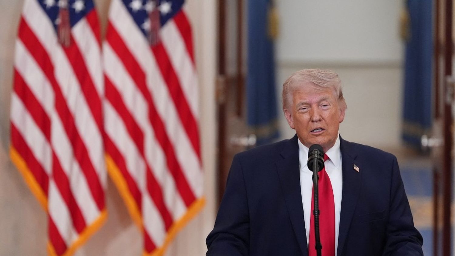 Guerre au Moyen-Orient : Donald Trump promet de "déchaîner les enfers" sur l'Iran si aucun accord n'est trouvé d'ici 48 heures
