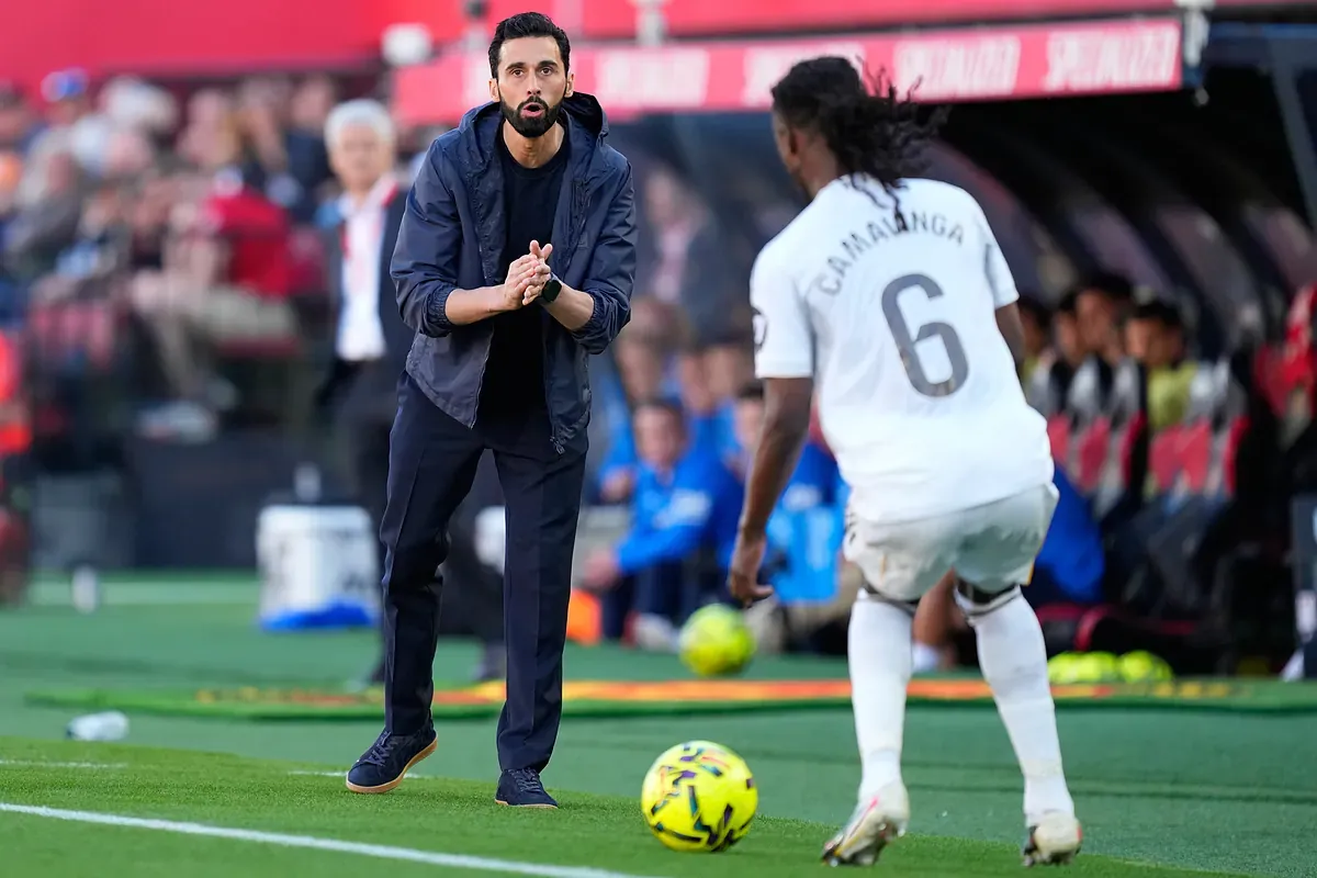 La cara de Militao, la cruz de Camavinga y la "culpa" (otra vez) de Arbeloa: "La derrota es toda mía"