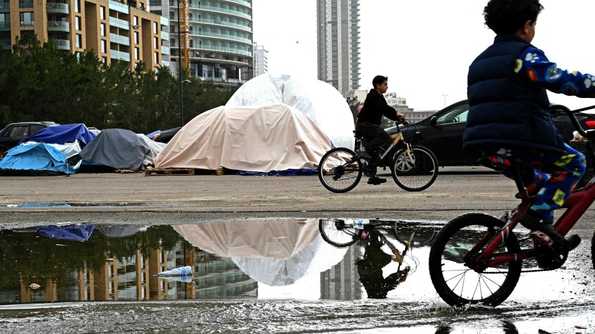 
           Guerra en Irán y los ataques de EE.UU. e Israel hoy, en directo | Estados Unidos amenaza “con desatar el infierno” sobre Irán si no alcanzan un acuerdo
       