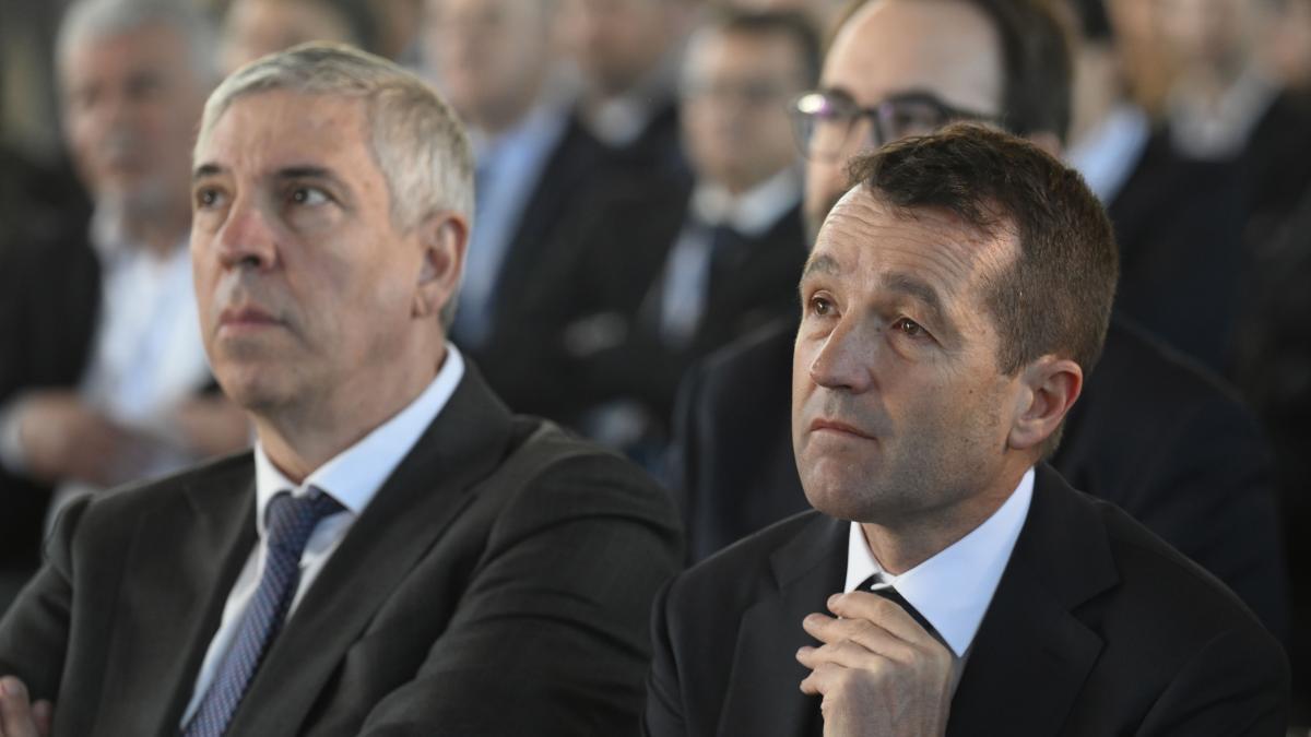 
                       El reparto de los contratos millonarios, clave en la dimisión de Escribano en Indra
                   