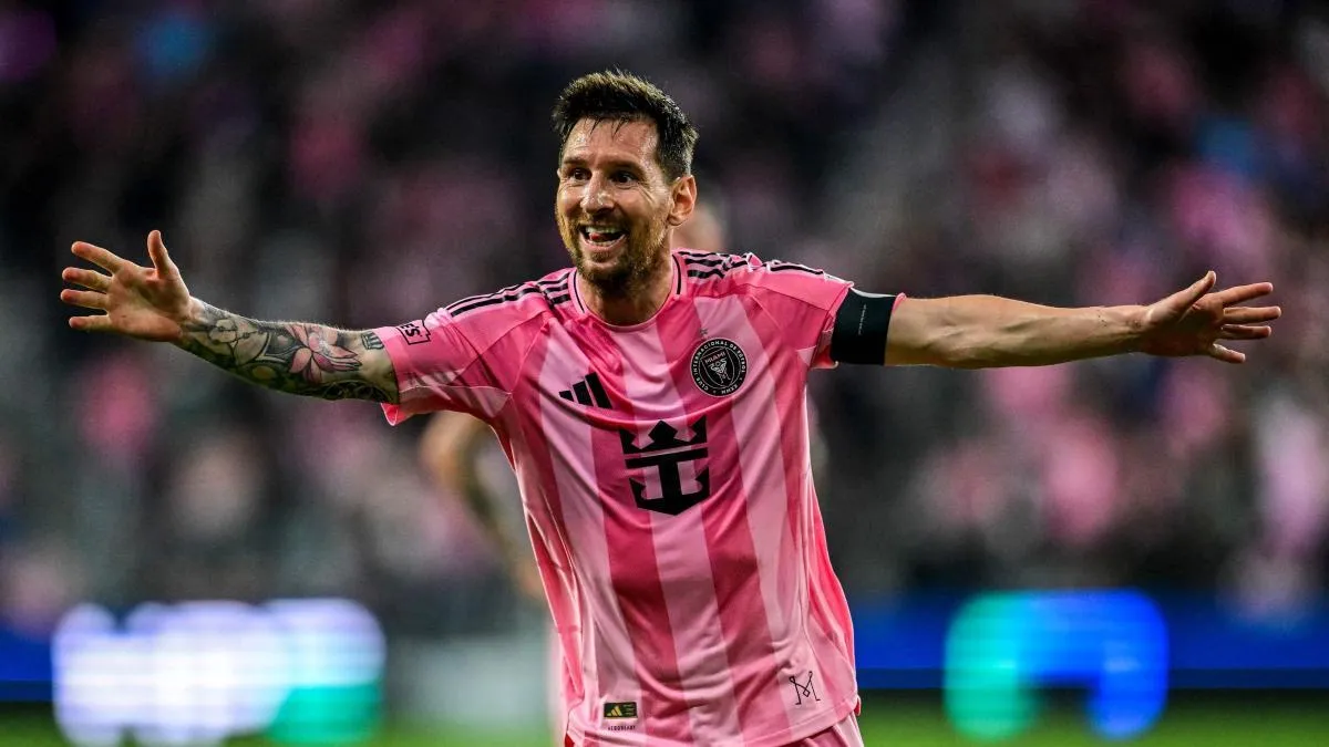 
                                                                 El Inter Miami estrena casa con gol de Messi
                                                             