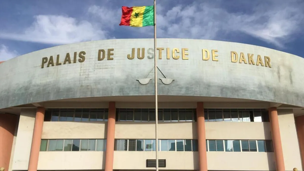 Sénégal: l'arrestation pour homosexualité présumée d'un agent de la banque du sang crée une psychose en ligne
