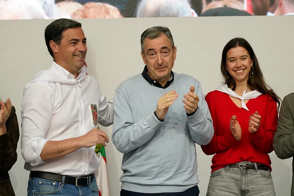 Esteban exige un esfuerzo a sus fieles para evitar que EH Bildu "deshaga" el autogobierno vasco con un 'sorpasso' en 2027