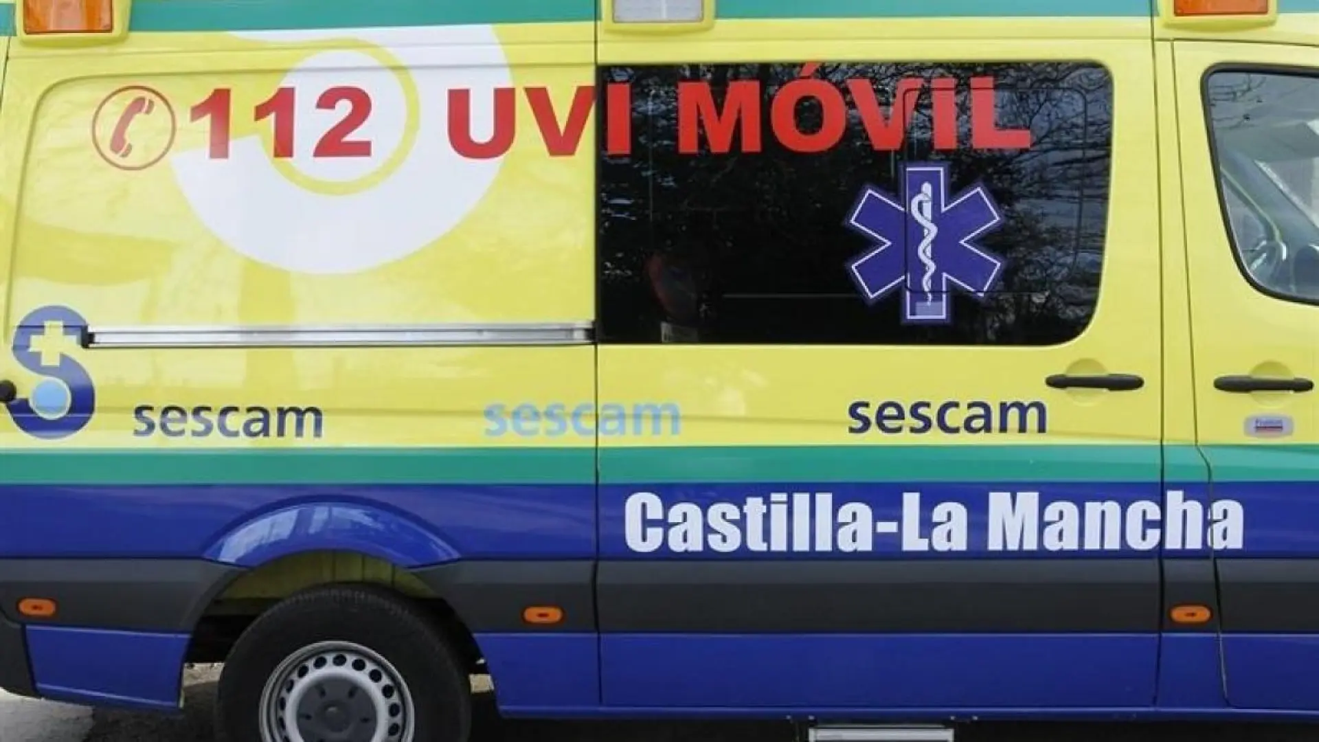 
         Muere un trabajador al ingerir lubricante industrial en un taller de Tarancón 
    