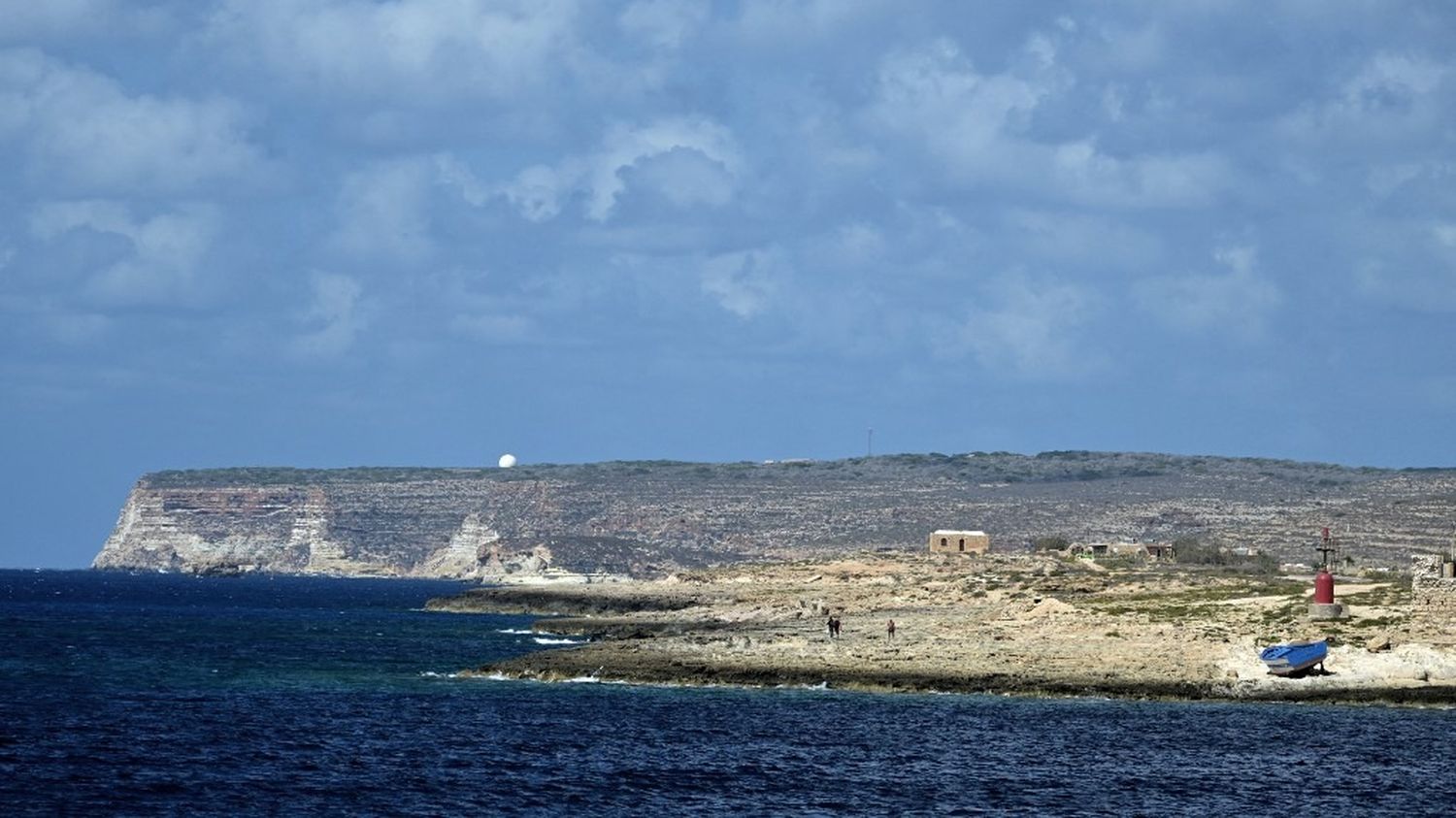 Plus de 70 personnes sont portées disparues en Méditerranée après le naufrage d'un navire transportant des migrants