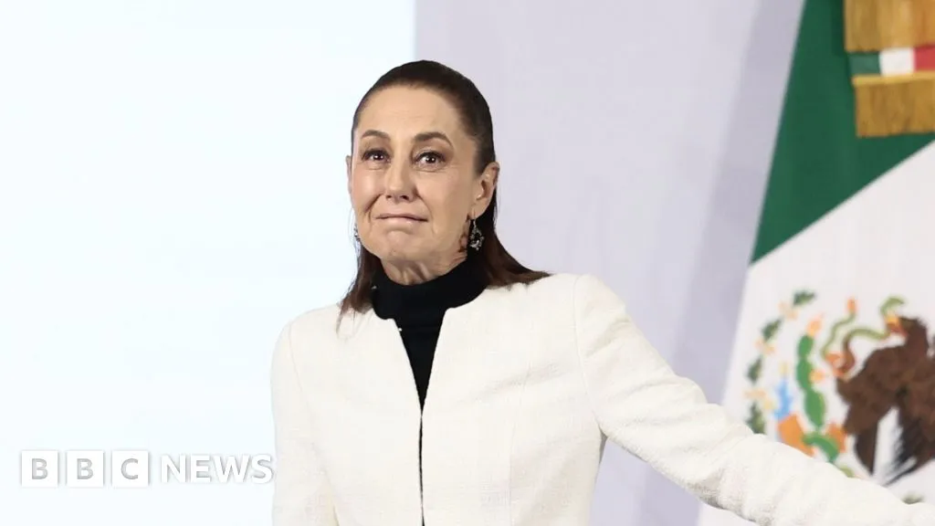 Watch: Earthquake interrupts Mexico's president during press conference