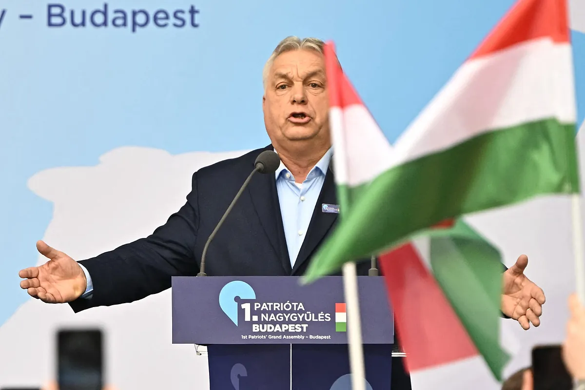 El presidente serbio informa a Orban del hallazgo de explosivos en un gasoducto cerca de Hungría a una semana de las elecciones