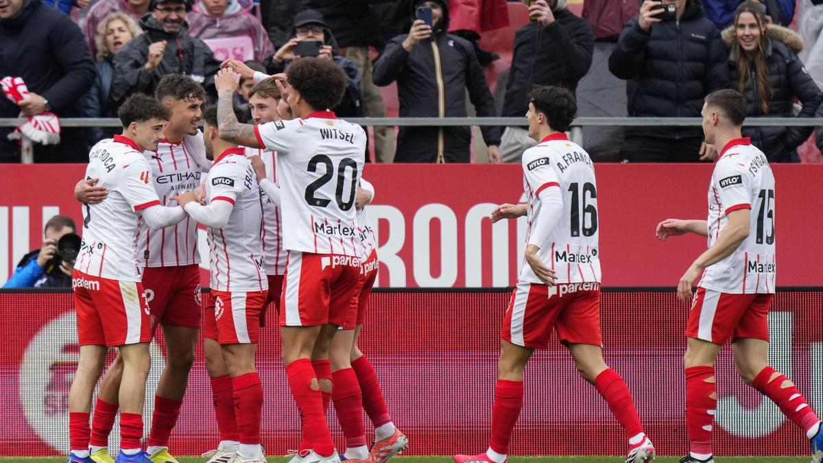 
                                                          El Girona busca completar su catarsis tras tocar fondo en La Cerámica: “Todo el mundo pensaba que descenderíamos”
                                                      