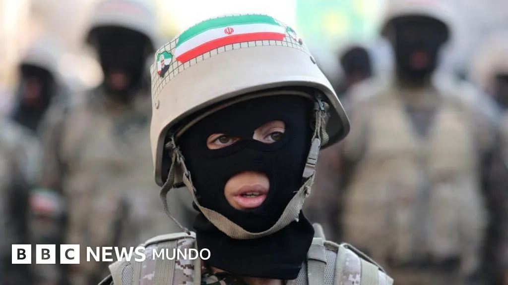 Cómo Irán está usando a niños en tareas de seguridad en la guerra