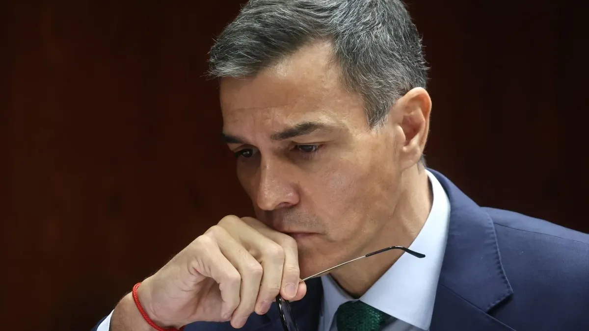 
         Sánchez se topa con Ábalos: la primavera judicial altera su hoja de ruta para reagrupar al PSOE con el 'no a la guerra' y Andalucía 
    