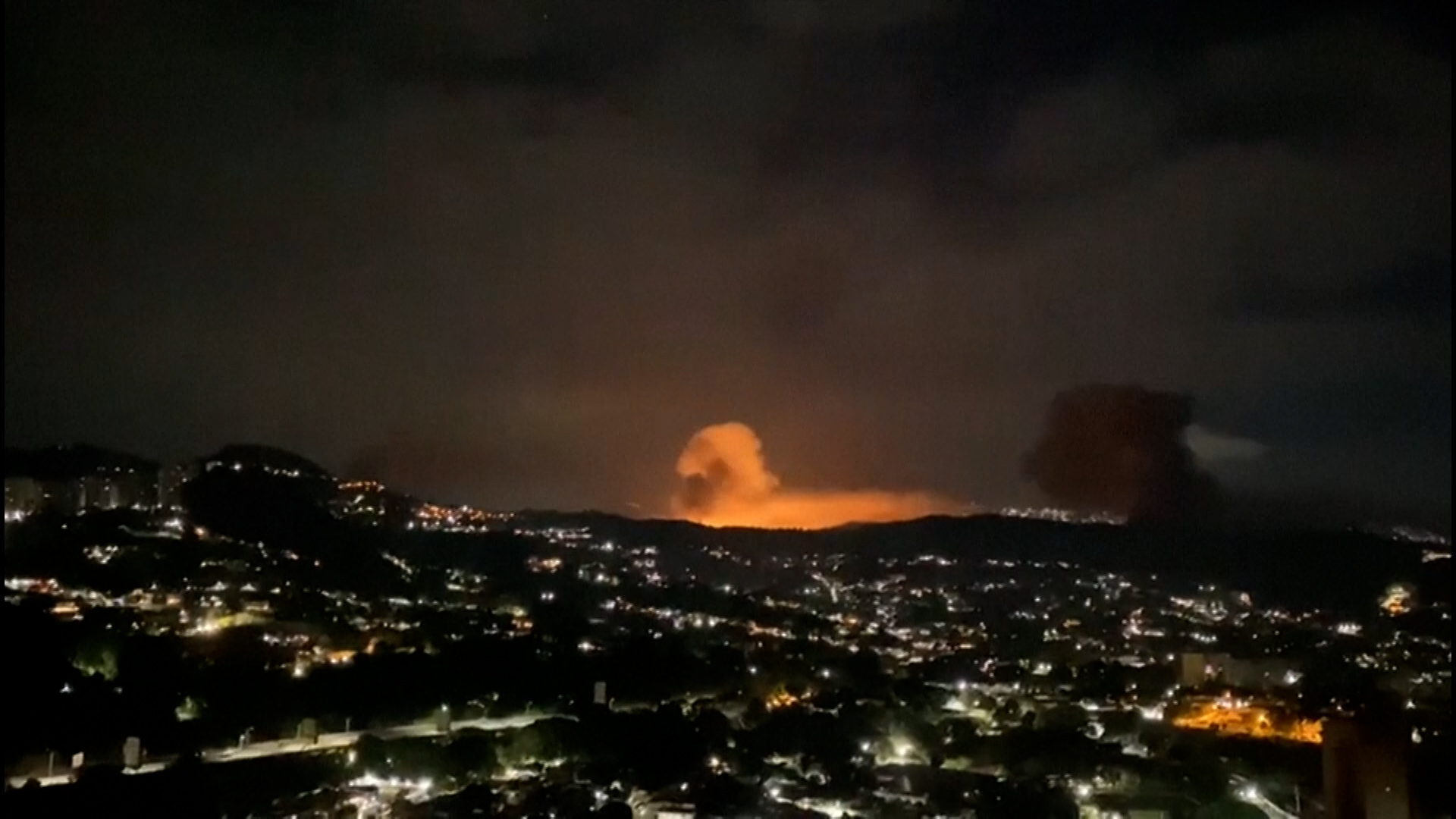 Venezuelan journalist describes moment of ‘targeted airstrikes’