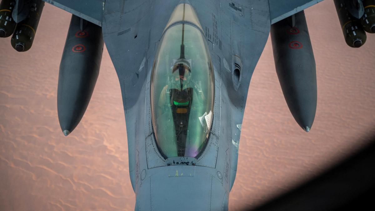 
           Irán cae en la trampa de la CIA
       