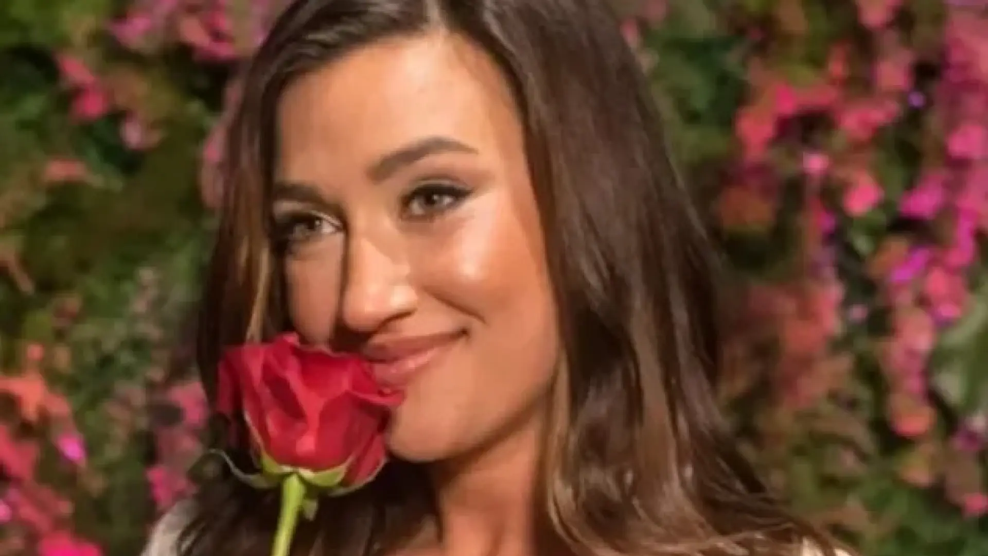 
         La misteriosa muerte de Annabella Lovas, 'influencer' y concursante de televisión, en un barranco en Canarias 
    