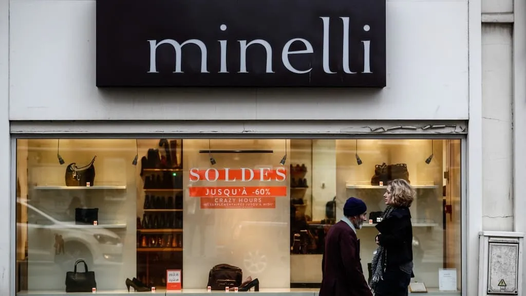 Malgré 400 licenciements en 2023, Minelli n'y arrive toujours pas: le chausseur encore placé en redressement judiciaire, deux ans et demi après une première procédure