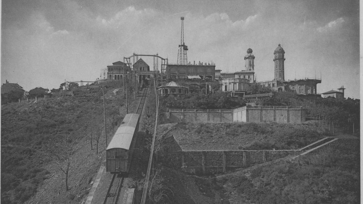 
                                  Tibidabo, 125 años de fervor y magia
                              