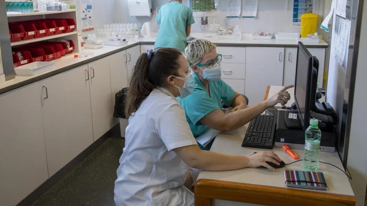 
                                             El grupo Quirón y los trabajadores acuden a la mediación para evitar la huelga del 21 y 23 de abril
                                         