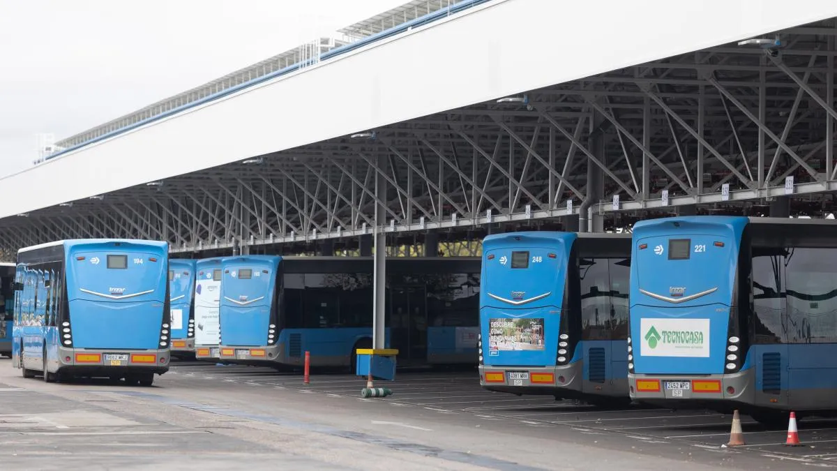 
                                              Los autobuses y coger una bicicleta será gratis el martes y miércoles tras la vuelta de Semana Santa
                                          