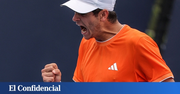Jódar, el niño que eligió el tenis para poder jugar con su padre, rompe la historia en Marrakech