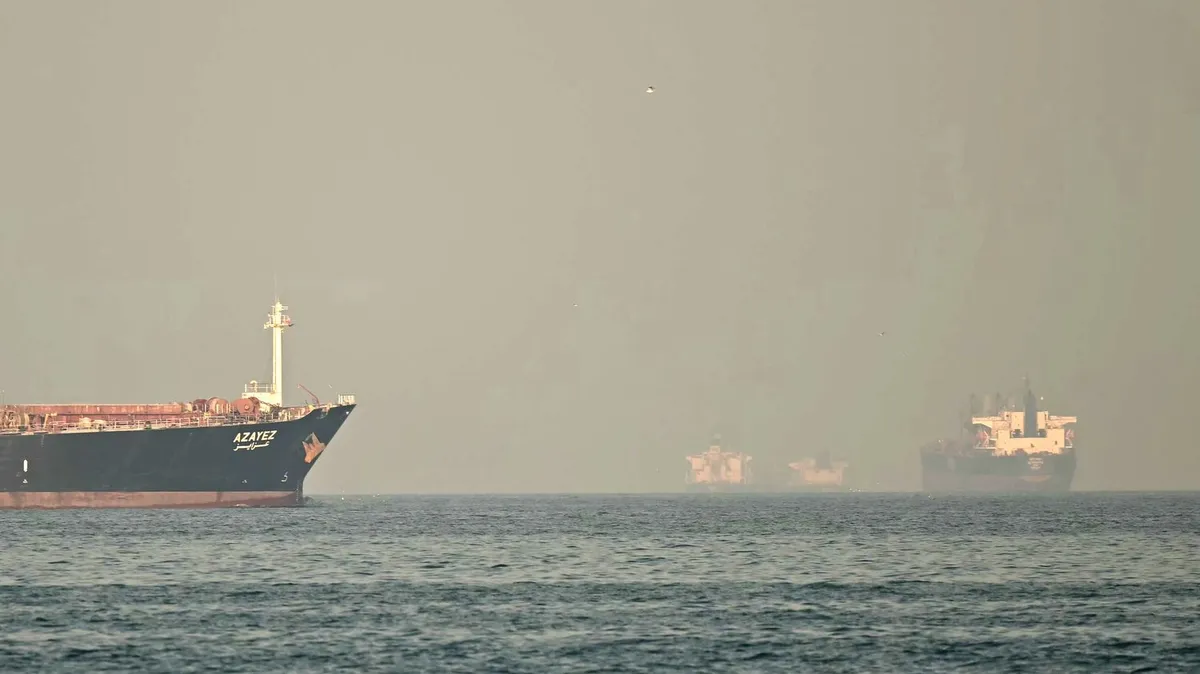 "Le fait que les Iraniens rouvrent le détroit d'Ormuz montre qu'ils ne peuvent pas s'isoler complètement", analyse l'amiral Pascal Ausseur