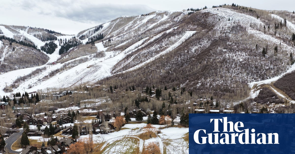 Weather tracker: Warm March in US leaves snowpack critically low