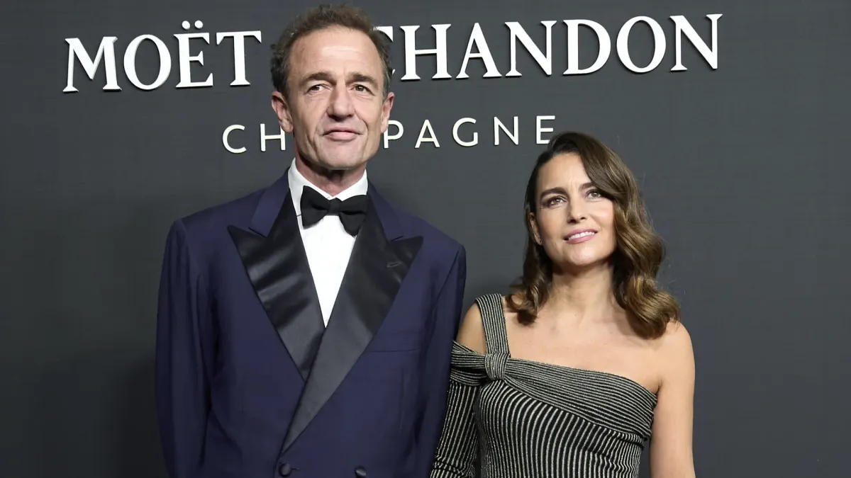 Alessandro Lequio reaparece en Galicia con una foto junto a su novia más de cuatro meses después de su despido