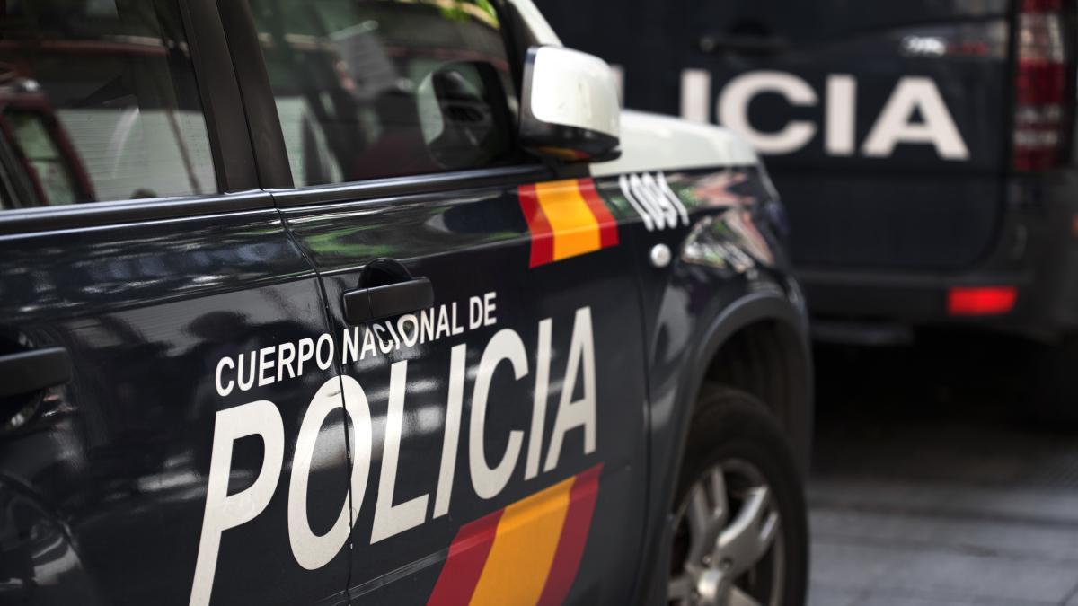 
                                                                                                  Detenido por agredir con un hacha a un hombre y dos mujeres en Montefrío (Granada)
                                                                                              