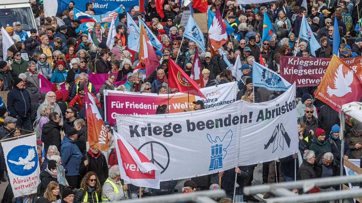 Friedensbewegung: Mehrere Zehntausend demonstrieren bei Ostermärschen