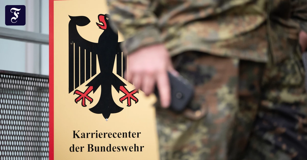 Auslandsreisen genehmigen: Das Verteidigungsministerium arbeitet noch an den Regeln