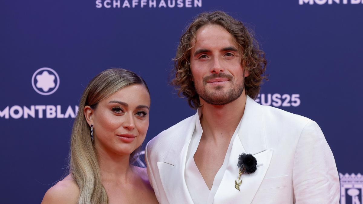 
                                                                                                                           El dardo de Stéfanos Tsitsipás contra su exnovia Paula Badosa
                                                                                                                       