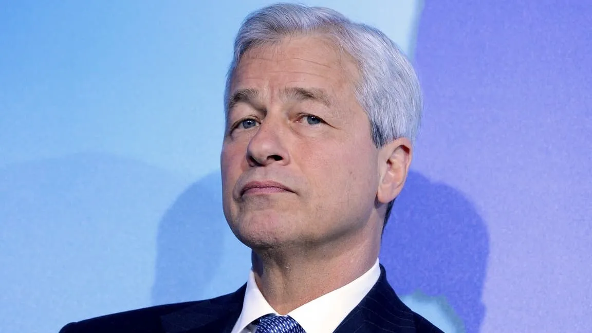 "Ce n'est pas une bulle spéculative": Jamie Dimon estime que l'intelligence artificielle sera adoptée "bien plus rapidement" que l'électricité ou internet