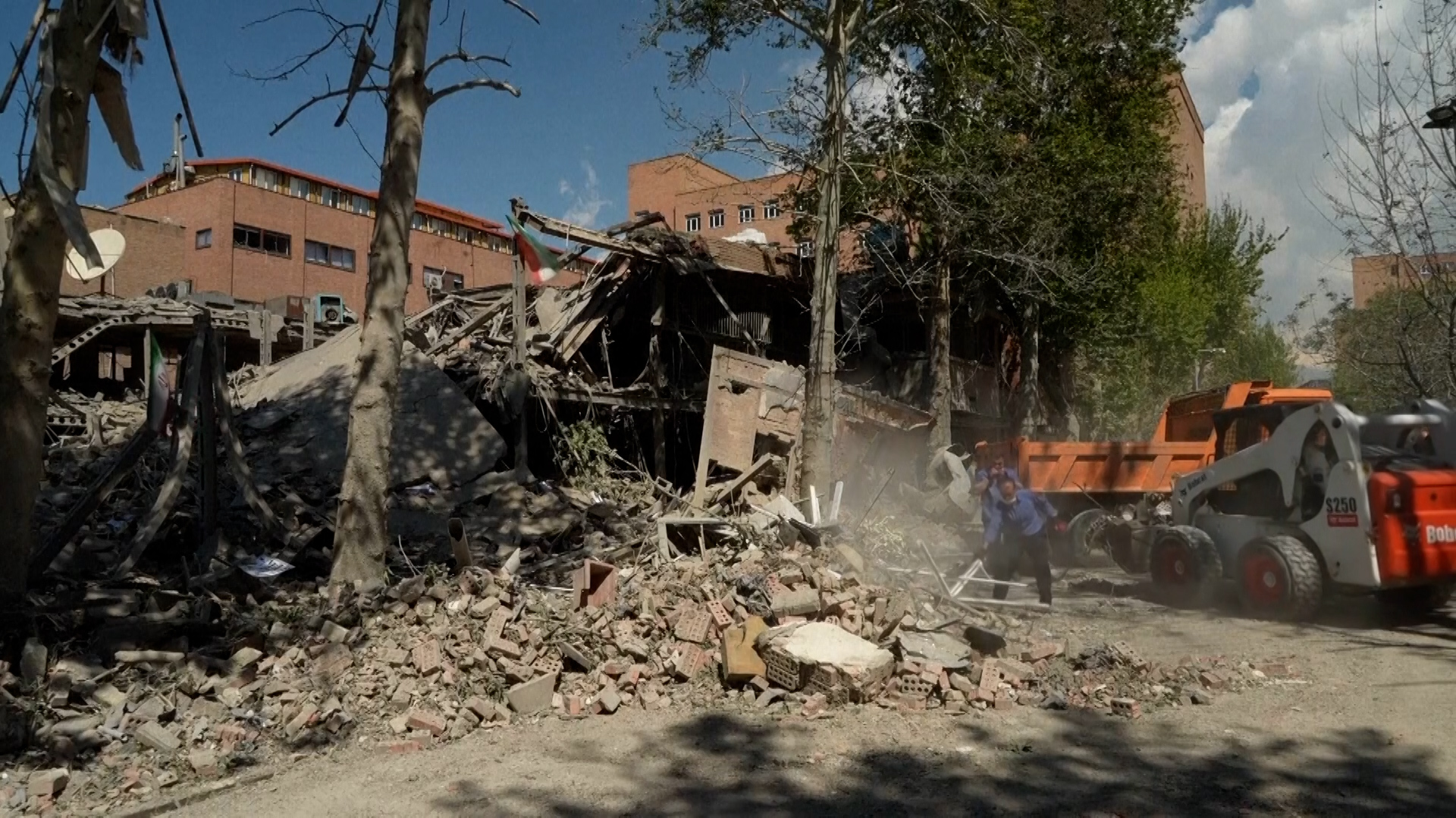 Video: Iran’s top university hit in US-Israeli strikes